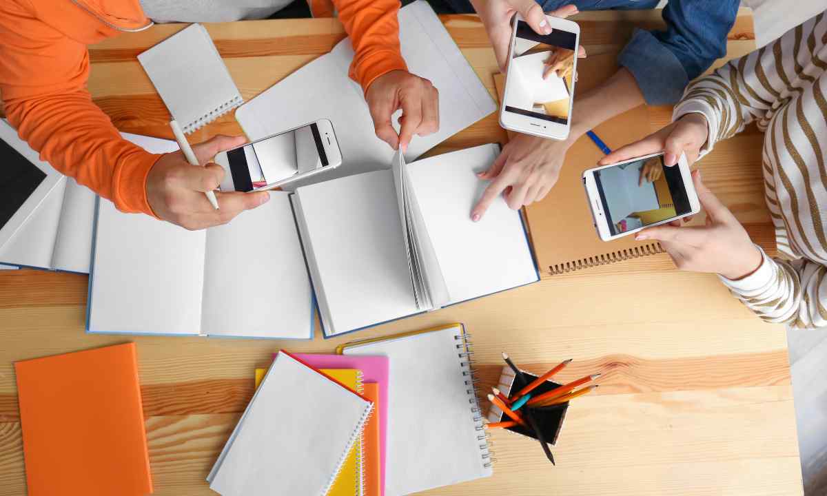 Online Study Chat Blogging: How to Stay Focused During Online Study Sessions